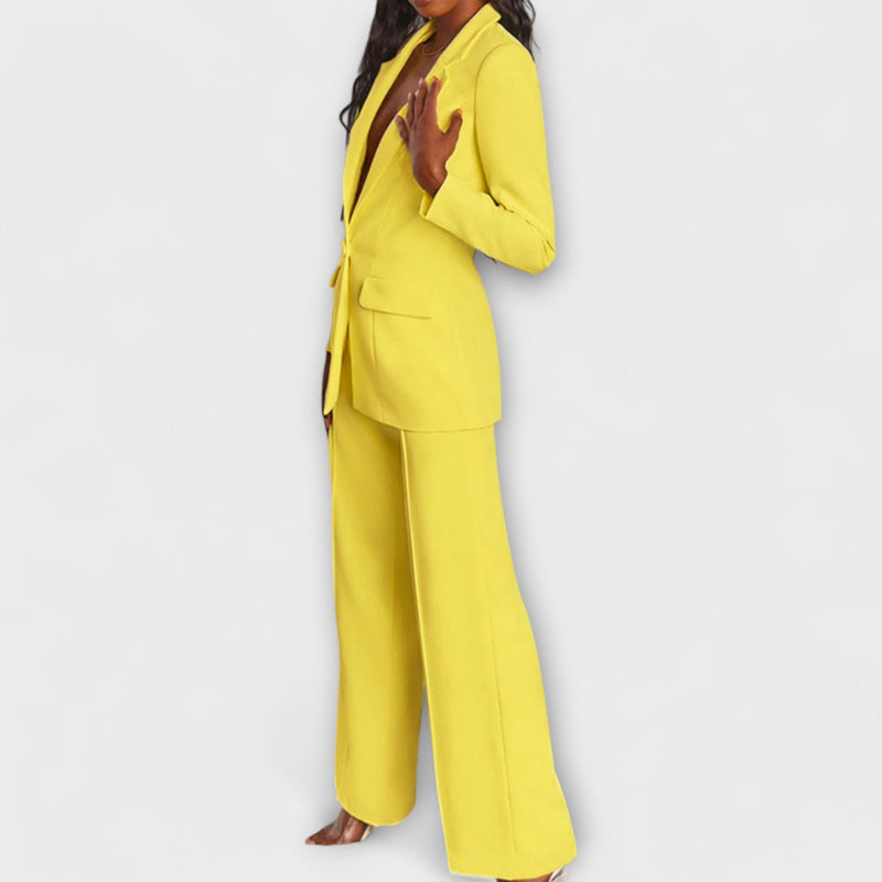 Monica – Elegante conjunto de blazer y pantalones
